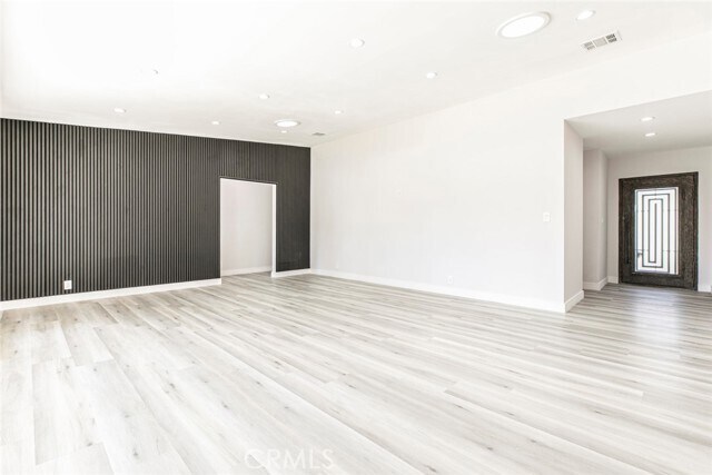 Foto del edificio - 17646 Raymer St