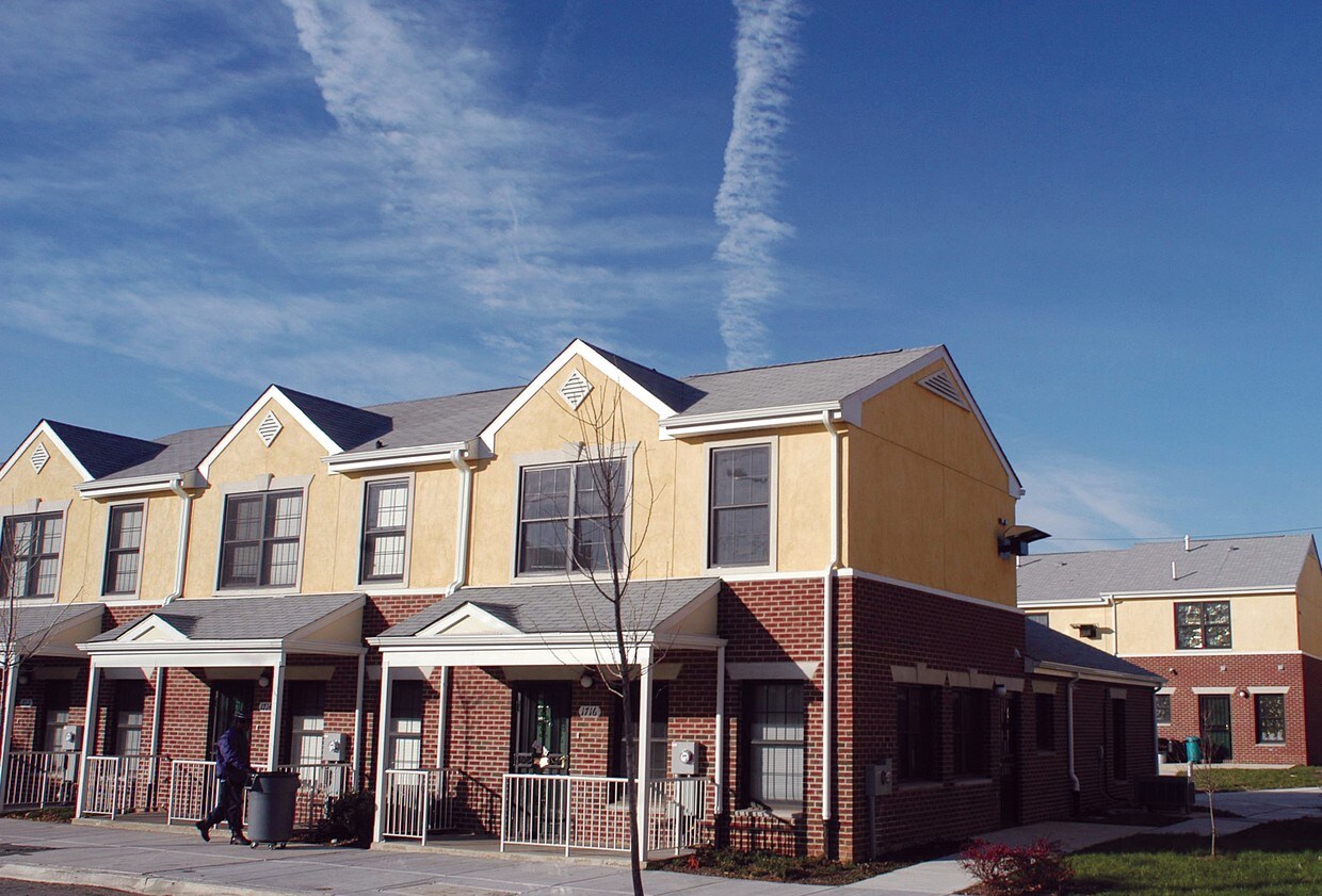 8 Diamonds Townhouses Philadelphia, PA