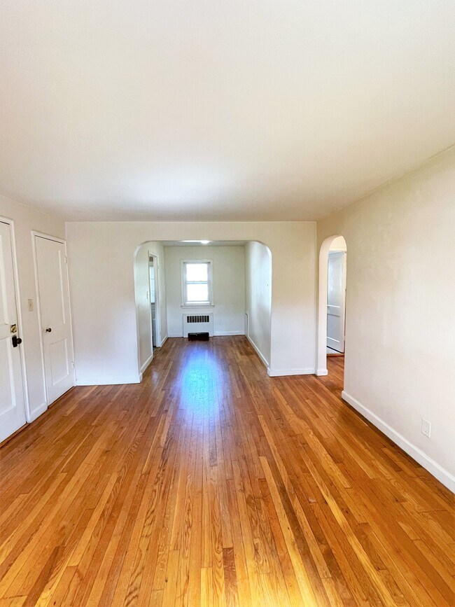 12 Linden St Unit 2, Quincy, MA 02170 Apartments in Quincy, MA