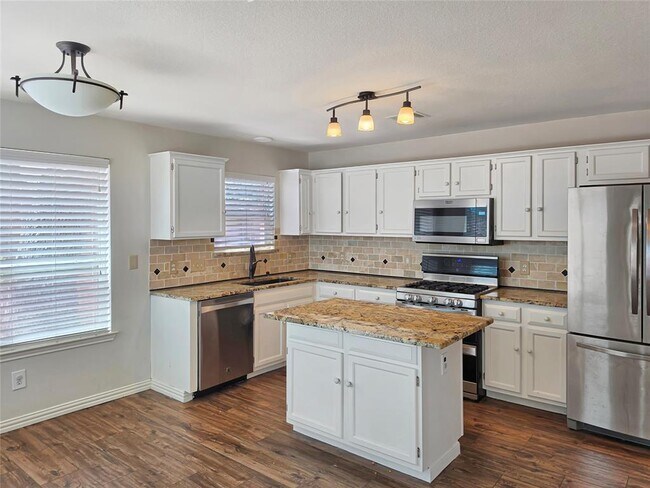 Building Photo - 1411 Waldrop Cove