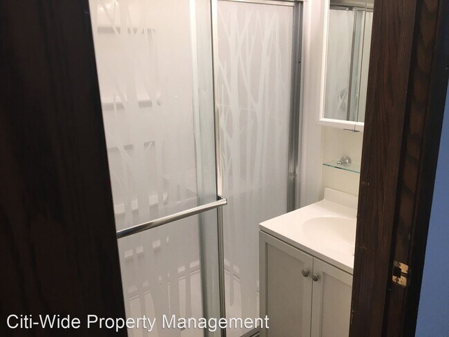 Foto del edificio - 4 br, 1.5 bath House - 213 4th St NE