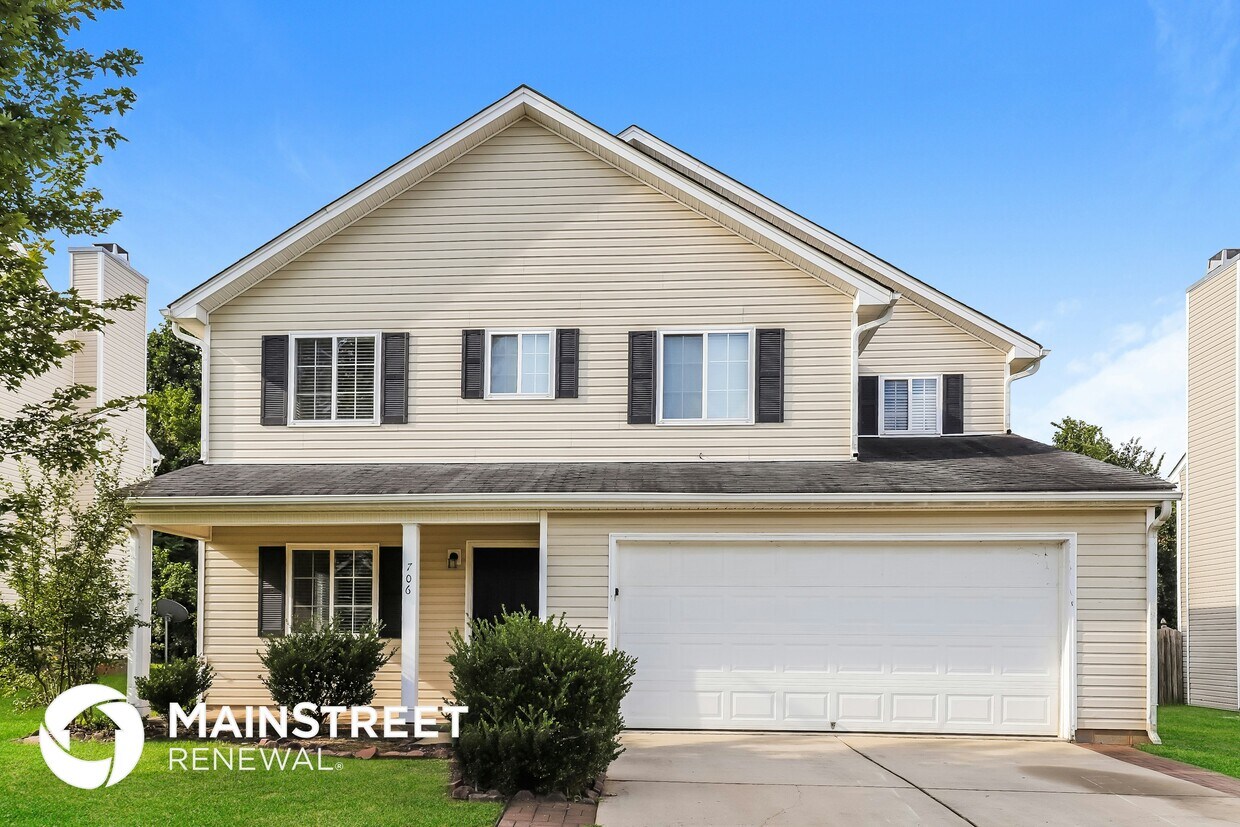 Foto principal - 706 Townsend Farm Dr