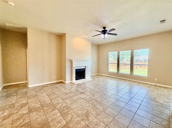 Building Photo - 1412 La Mirada