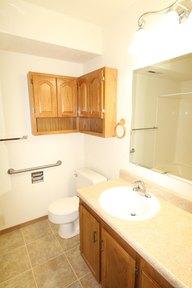 Foto del edificio - 830 Aldrich St S