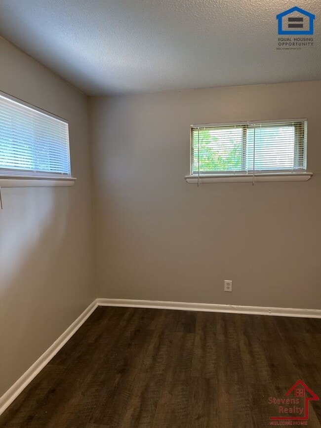 Building Photo - 1812 Olive St