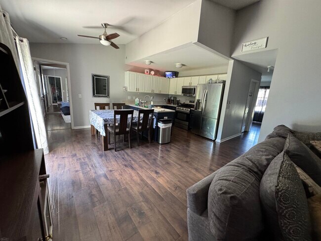 Foto del edificio - 21404 Clear Creek Blvd