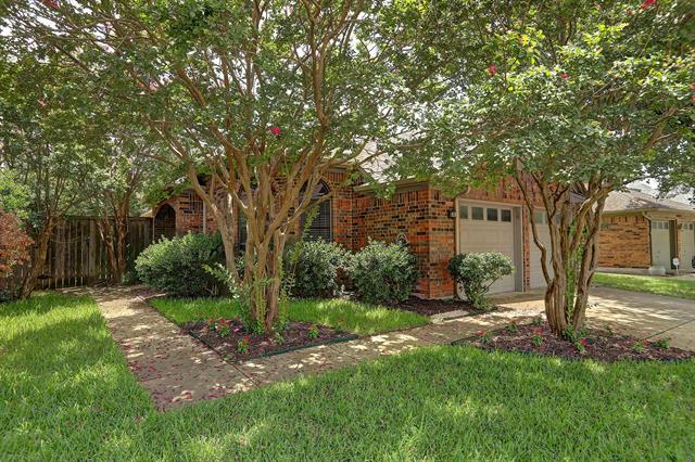 Foto del edificio - 3852 Beaumont Ln