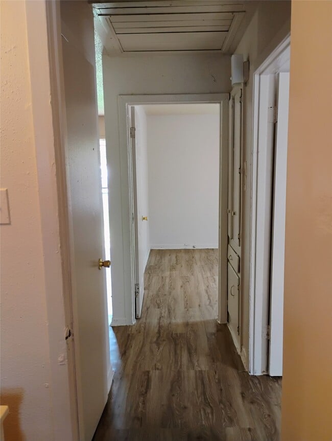 Foto del edificio - 4223 Rockingham St