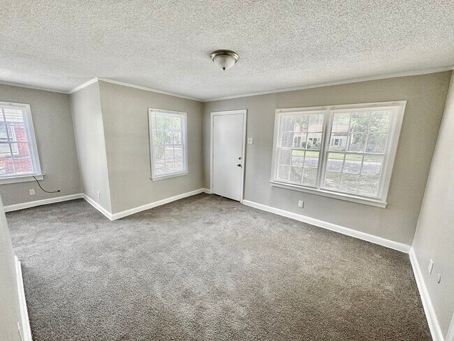 Foto del edificio - 3452 Dunn Ave