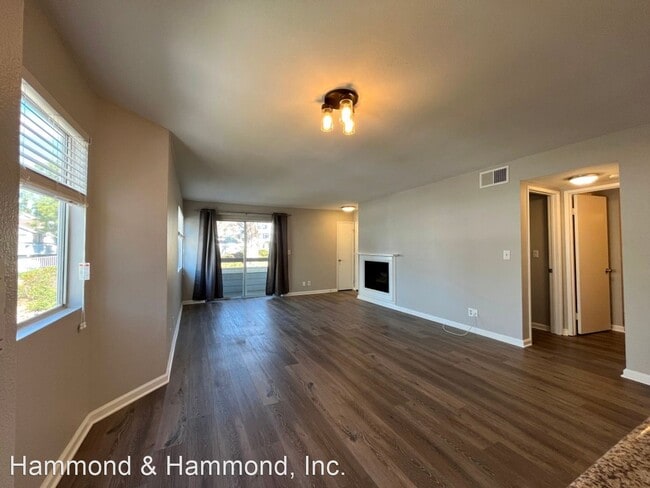 Building Photo - 3 br, 2 bath House - 26901 Rainbow Glen Dr...