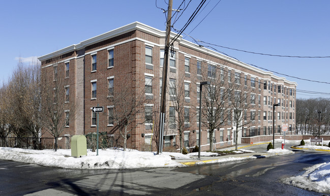 Foto del edificio - Liberty Place at Fort Lee