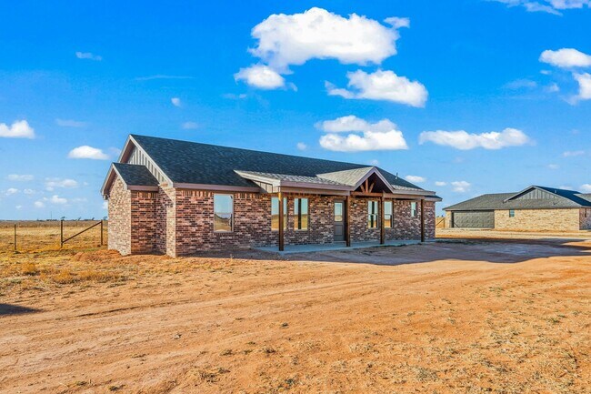 Building Photo - Country Living In Roosevelt ISD!