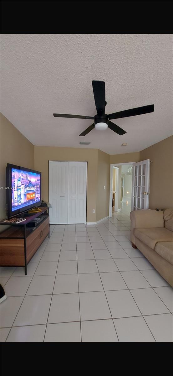 Foto del edificio - 6931 NW 169th Terrace
