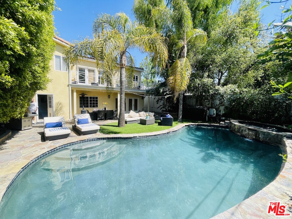 Foto principal - 4343 Shadyglade Ave