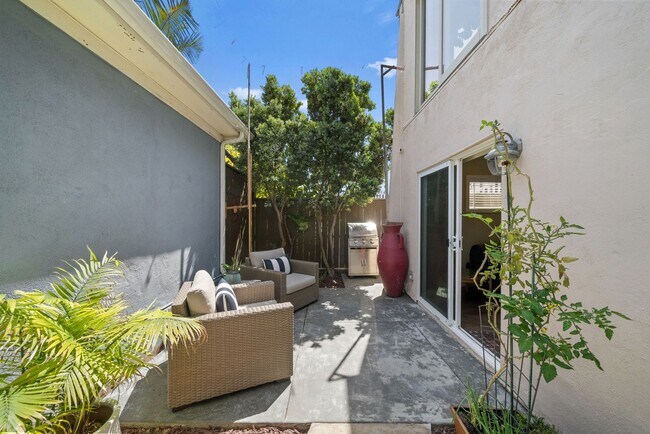 Foto del edificio - Monterey