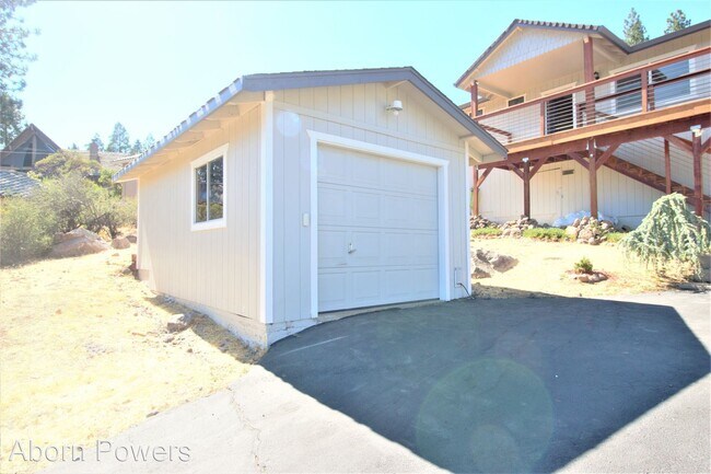 Foto del edificio - 2 br, 2 bath House - 4130 Pearl Road