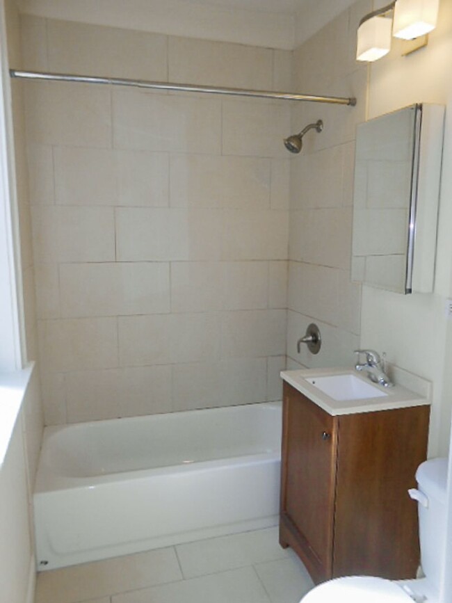 Foto del edificio - 4723 N Leavitt St