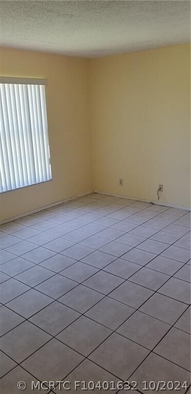 Foto del edificio - 4241 NW 19th St
