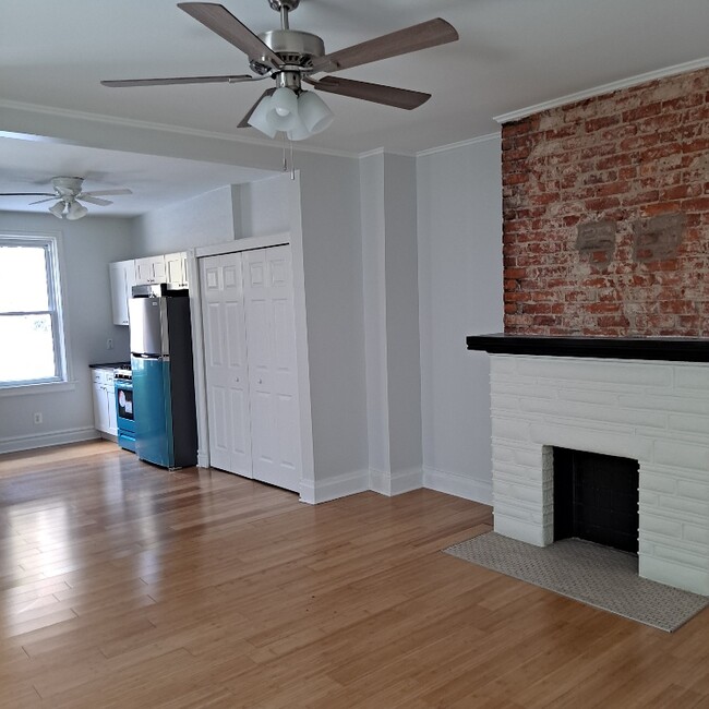 dining room/kitchen - 15 5th St