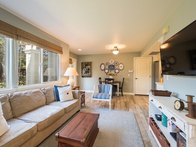 Foto del edificio - 252 Lucas Ln