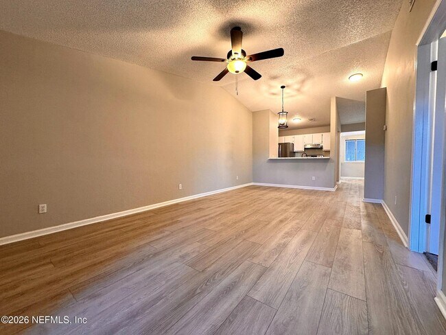 Foto del edificio - 3270 Ricky Dr