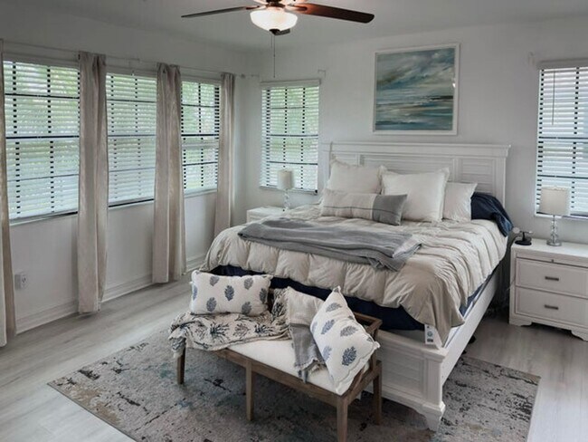Foto del edificio - 11736 SW 13th Ct