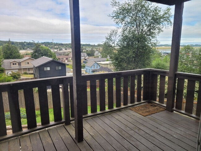 Building Photo - 2146/2148 Monroe Ave