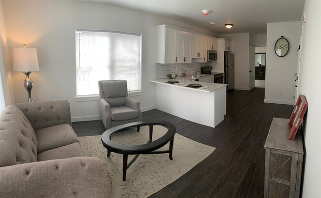 Living Room - 68 Park Ave