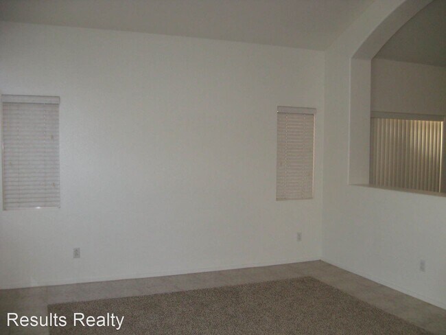 Foto del edificio - 4350 Sunrise Shores Ave