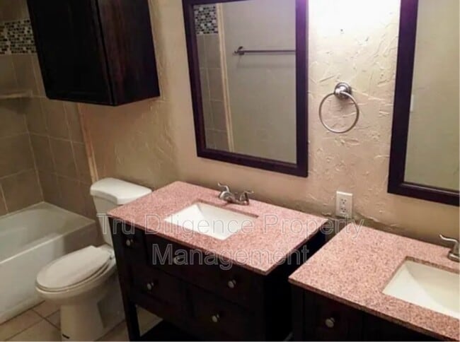 Photo - 14327 N Pennsylvania Ave Apartment