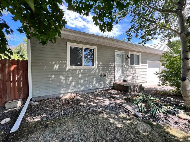Foto del edificio - 3001 Boulder Ave