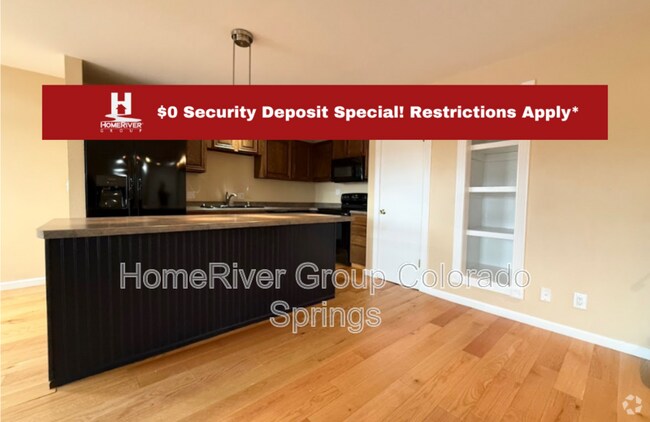 Building Photo - 6590 Delmonico Dr