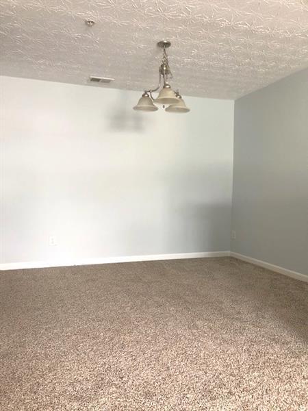 Building Photo - 9301 Fairington Ridge Cir
