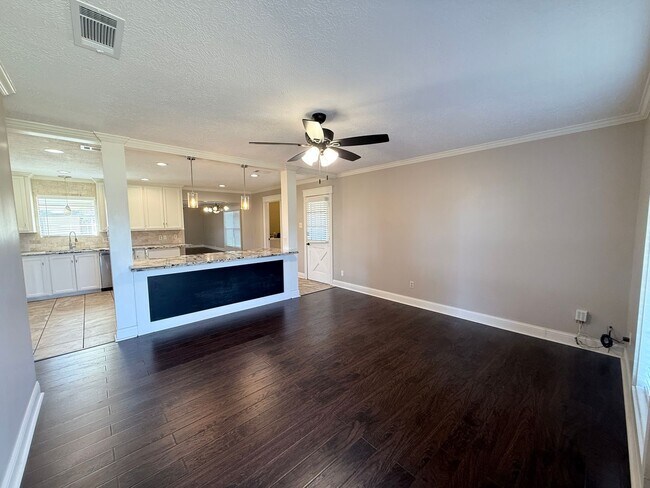 Building Photo - Home for Rent