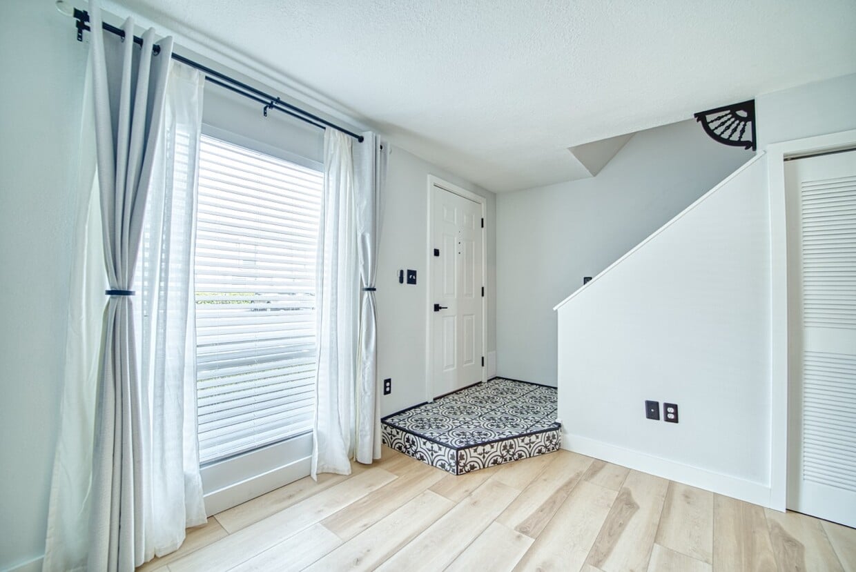 Photo - 11912 Cypress Hill Cir (Tampa, FL)