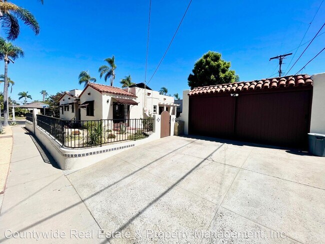 Building Photo - 3 br, 2 bath House - 4888 Kensington Dr.