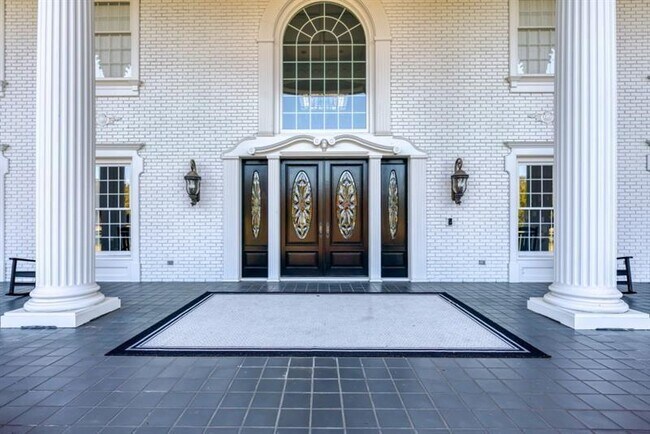 Foto del edificio - 1445 Hillside Dr SW