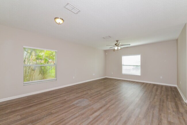 Building Photo - 1004 Seminole Sky Dr