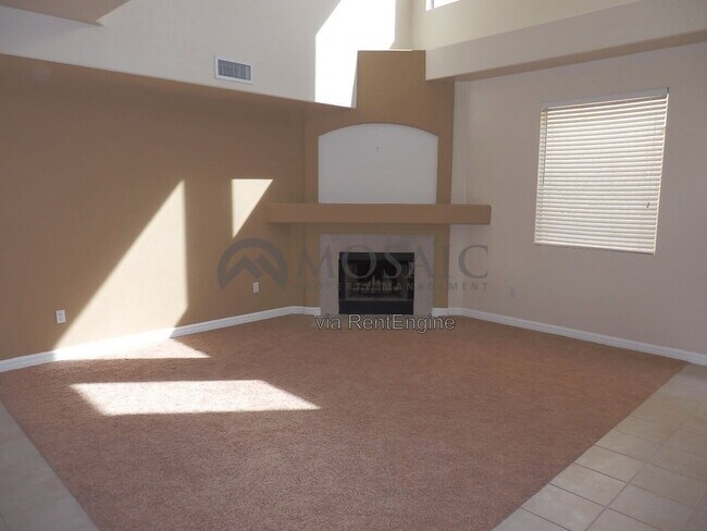 Foto del edificio - 2106 E Briarwood Terrace