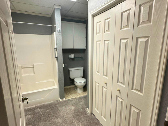 Building Photo - 2 Bedroom Apartment inside Penwaugh Resort...
