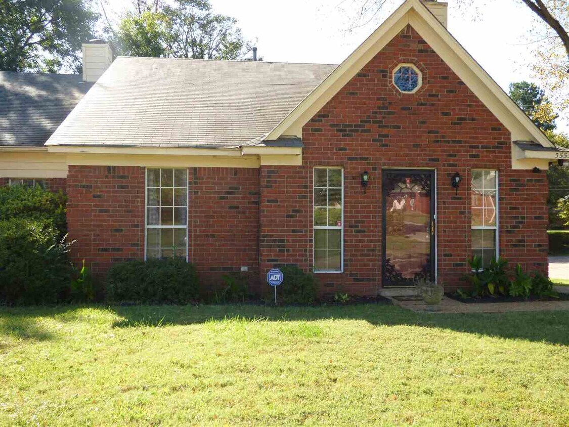 5555 Oak Branch Cir S, Memphis, TN 38135 House Rental in Memphis, TN