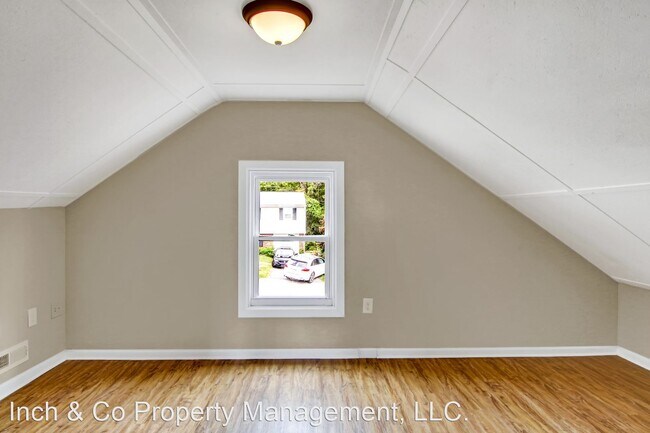 Foto del edificio - 3 br, 1 bath House - 823 South 5th Street