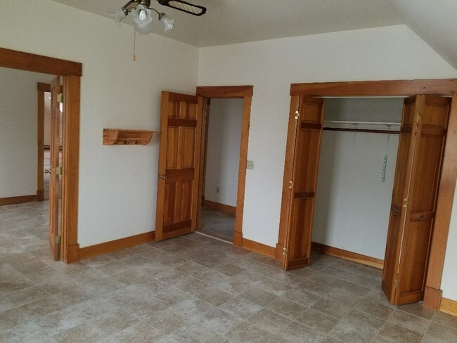 Foto del edificio - 336 Horseback Rd