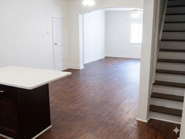 Foto del edificio - Luxury College Rental - South Side Flats