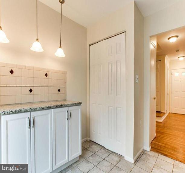 Foto del edificio - 7803 Brookview Ct
