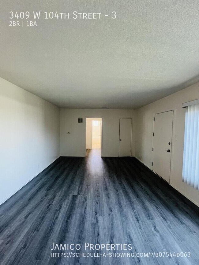 Foto del edificio - 3409 W 104th St