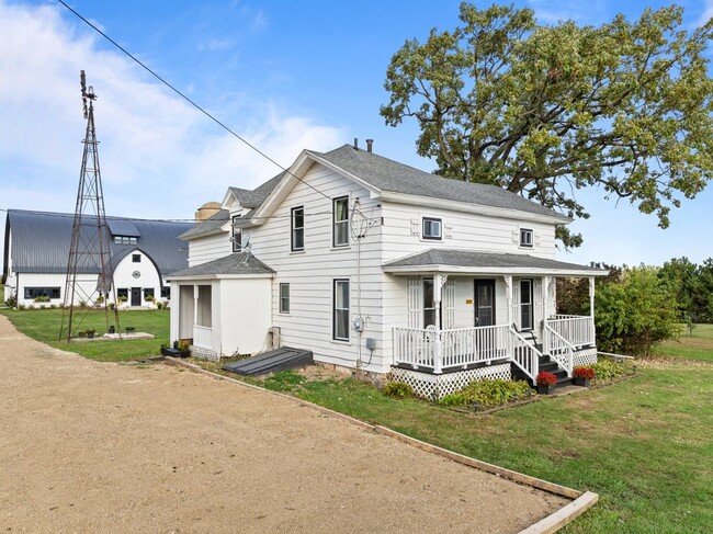 Foto del edificio - 4363 County Rd O