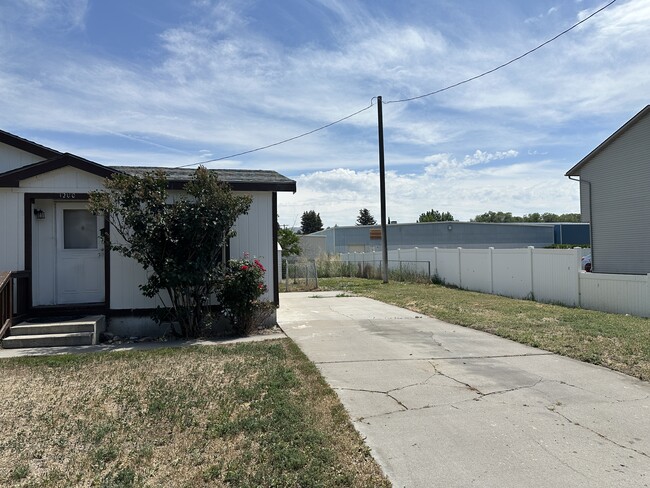 Building Photo - 1200 McKinley Ave