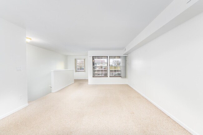 Foto del edificio - 19130 Northridge Dr