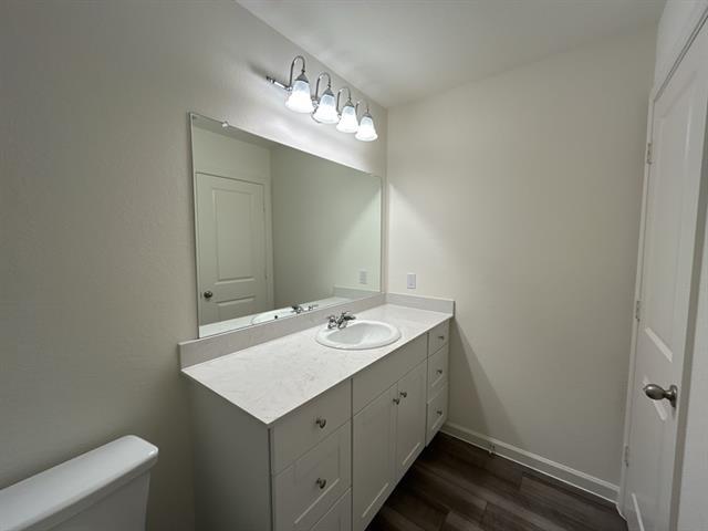 Building Photo - 5600 Dublin Ln